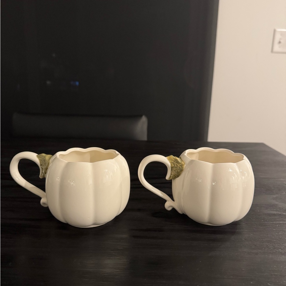 Anthropologie Figural Cream Pumpkin Mugs - Picture 2 of 5